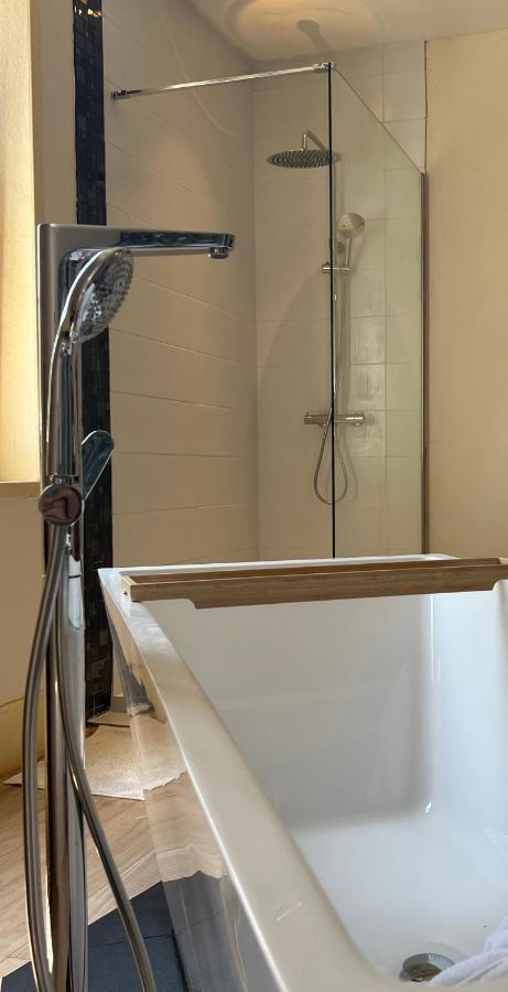 L'Escale Chambres Et Table D'Hotes Verdun-sur-le-Doubs Ngoại thất bức ảnh